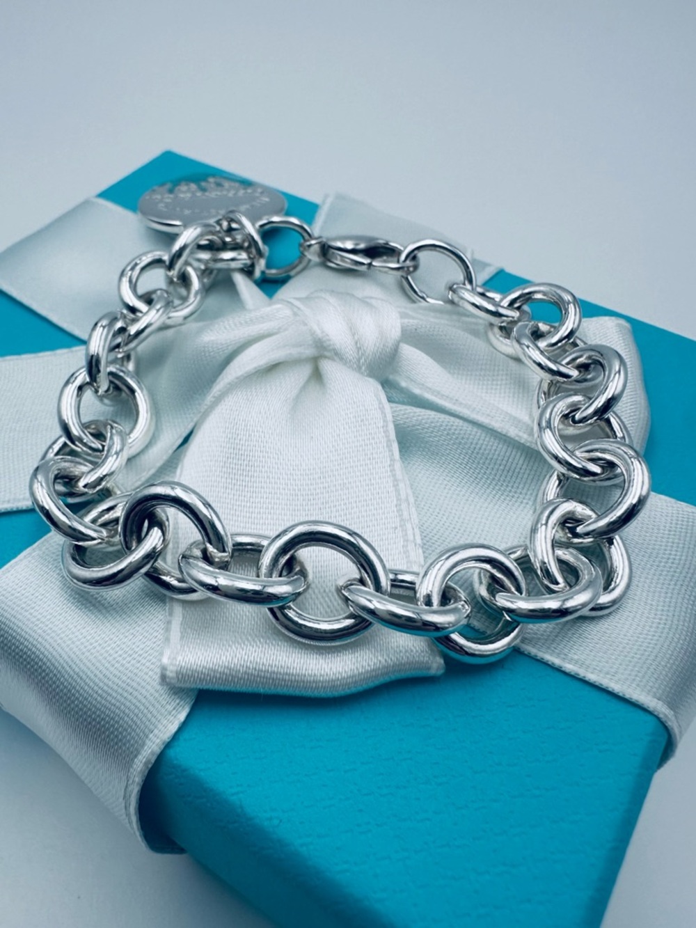 7” Return To Tiffany & Co. Blue Splash Heart Tag Bracelet in Silver w Packaging - Picture 7 of 10